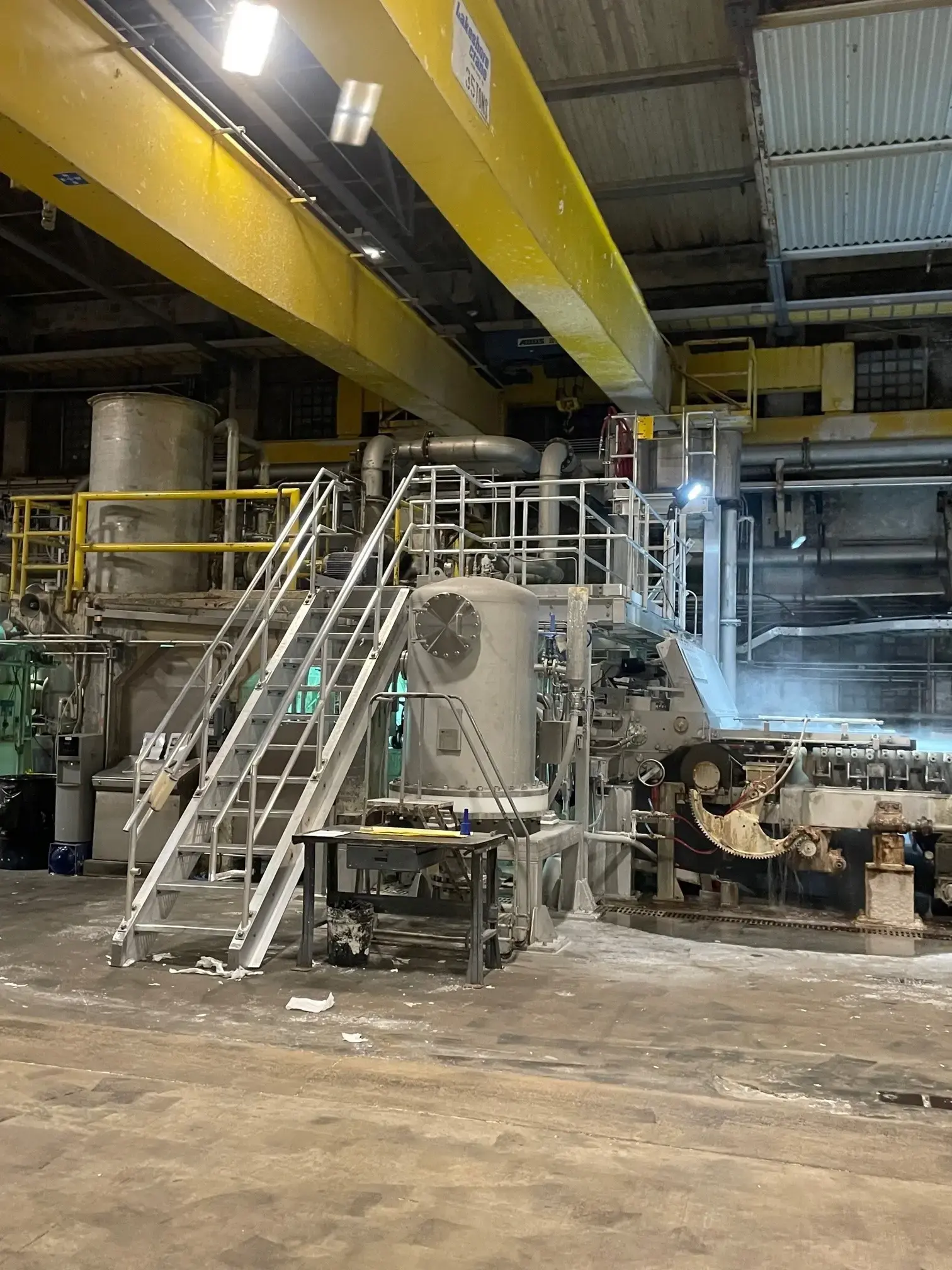 Headbox Replacement on Paper Machine #2